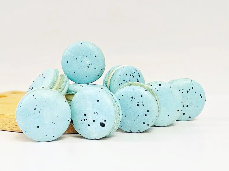 All Natural Blueberry Vegan Macarons