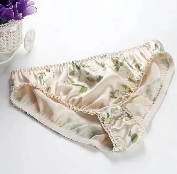 Silk Mid-Waist Panties 4 Pack with Seamless Design in 100% Silk Fabric