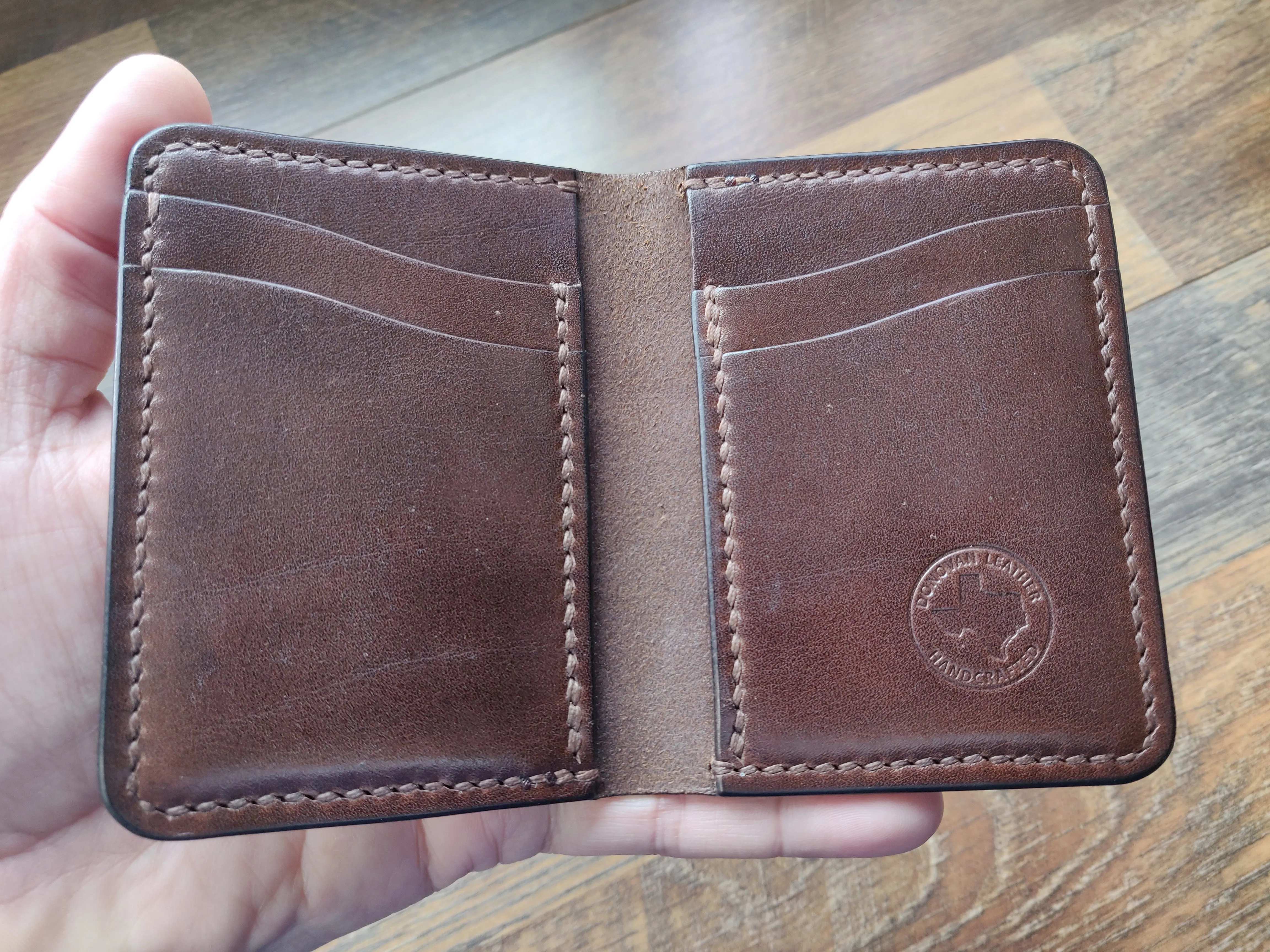 Vertical Wallet - Brown