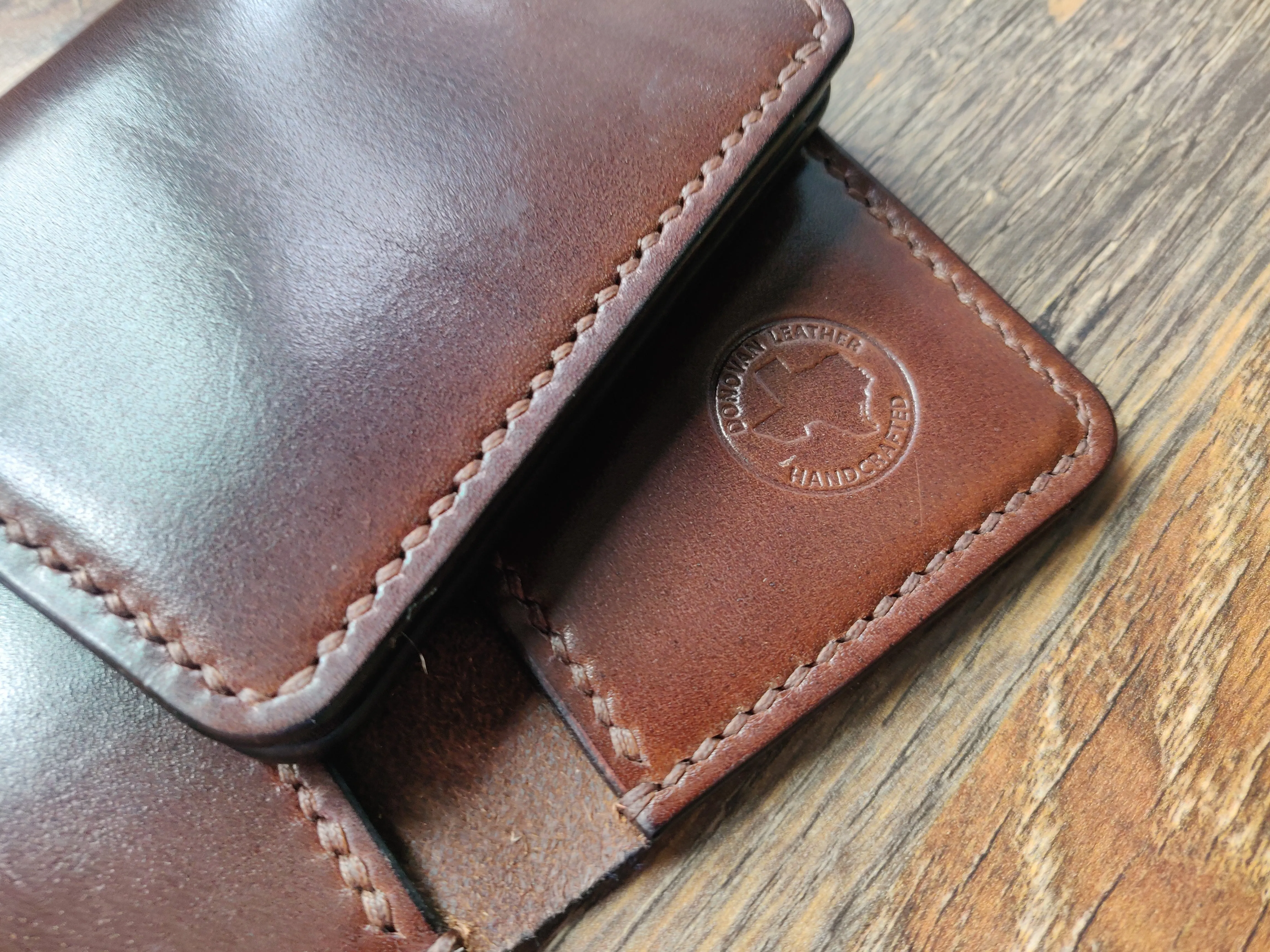 Vertical Wallet - Brown